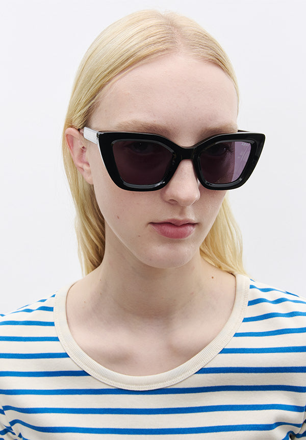 Les Papillons – Sunglasses