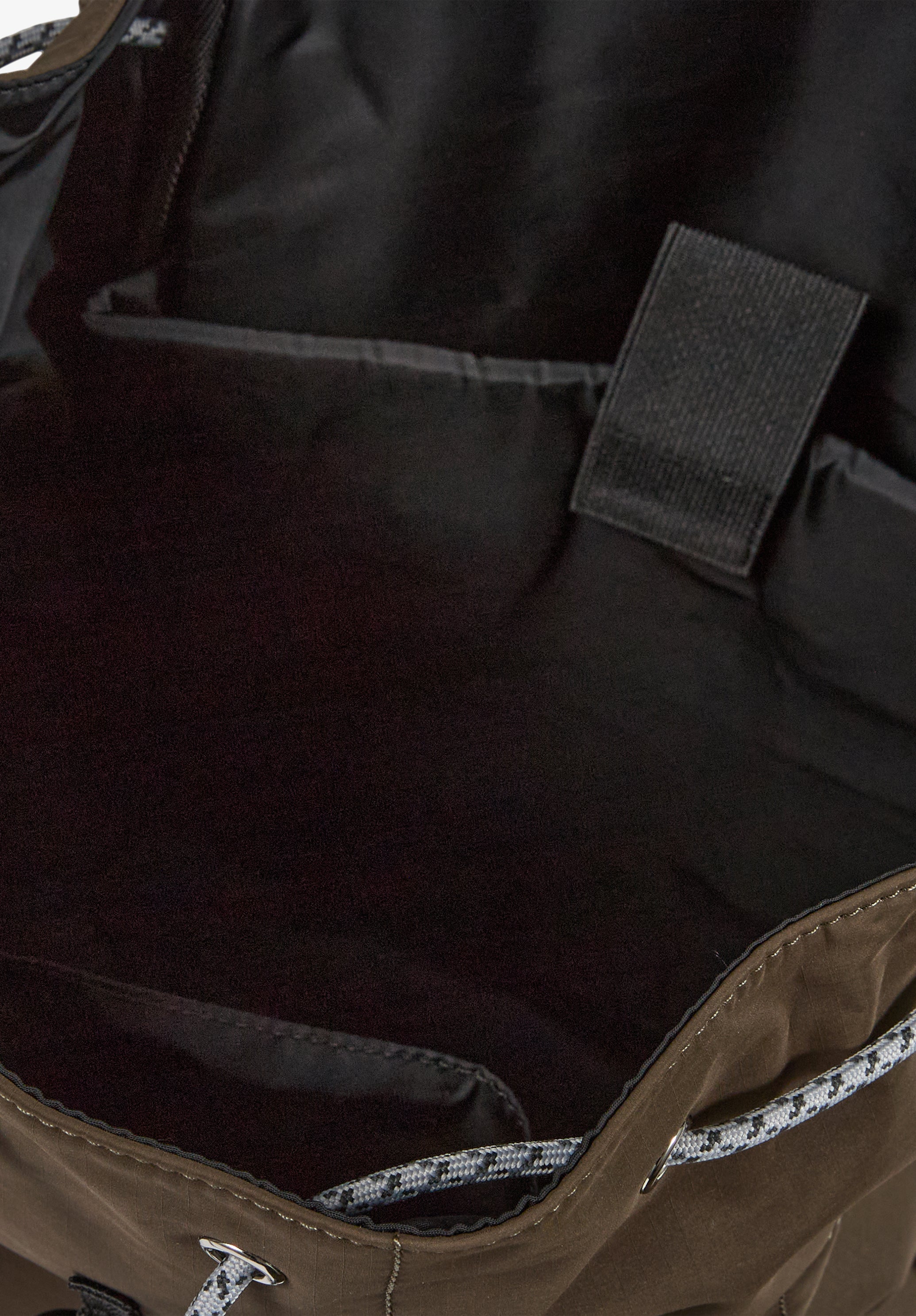 Trek 2.0 backpack - 4
