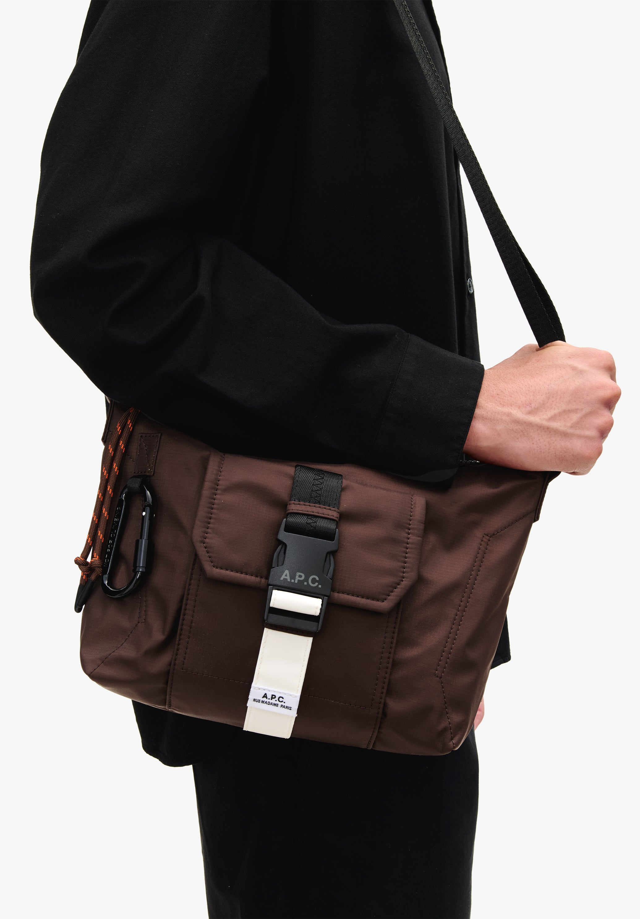 Trek satchel - 1