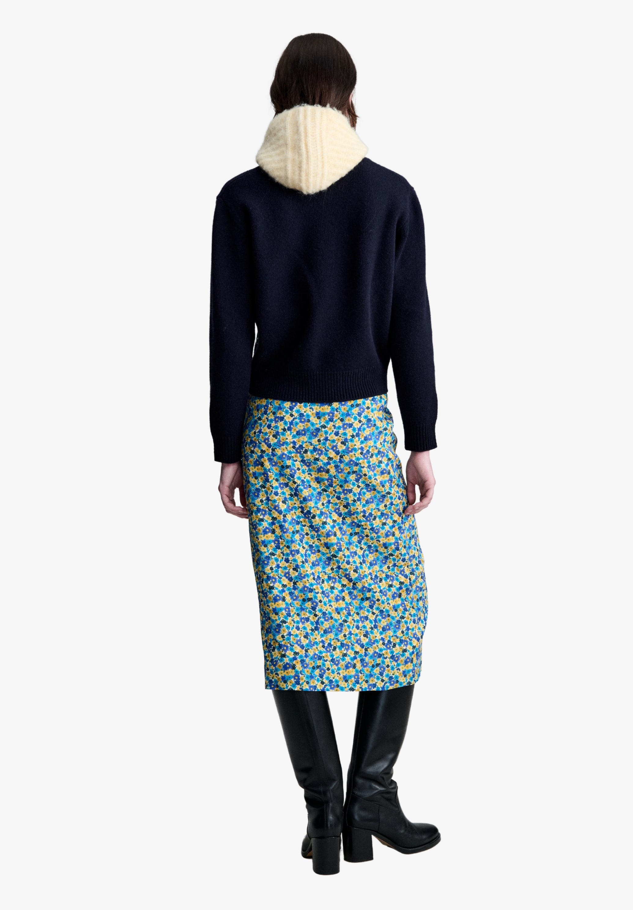 Long viscose skirt with floral motifs